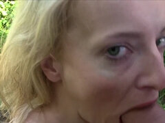Blondin, Avsugning, Doggystyle, Ansiktsbehandling, Handjobb, Hd, Naturliga tuttar, Utomhus
