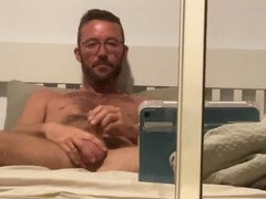 I need a hand to satisfy my cravings