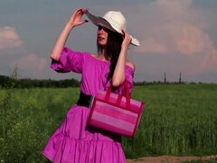 Perse, Kauniit, Mekko, Ranskalainen, Ulkona, Turvonneet nännit, Pillu, Soolo