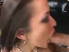 Tetas grandes, Tetona, Corridas, Atragantadas, Pajear, Enorme, Madres para coger, Tetas