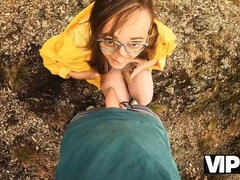Cazzo vecchio, Fidanzata, Tette naturali, All'aperto, Punto di vista pov, Figa, Spagnola, Ragazza