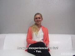 Blondine, Blasen, Tschechisch