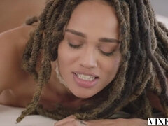 Duże cycki, Czarny, Obciąganie, Brunetka, Para, Naturalne cycki, Biuro, Spanking