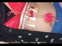 Beautiful Erotic Dance in Hijab of an Indian MILF