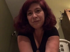 Enthousiasteling, Kont, Vies praten, Rijpe lesbienne, Panty, Roodharige vrouw, Alleen