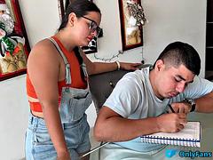 Leie, Blasen, Hardcore, Latina, Milf, Reiten, Student, Ehefrau