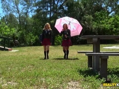 In den arsch, Blondine, Lecken, Masturbation, Muschi, Realität, Rasiert, Jungendliche (18+)