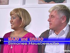 Store bryster, Pik sutte, Håndjob, Slikning, Onani, Fisse, Strømper, Trekant