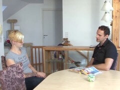 Amatorka, Z odbytu do ust, Duży tyłek, Duży kutas, Obciąganie, Wytrysk, Niemiecki, Kurwa