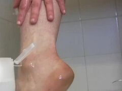 Μεγάλα βυζιά, Μελαχροινή, Θηλυκός, Μαλλιαρός, Ηδ, Ντουζ, Μόνος, Τατουάζ