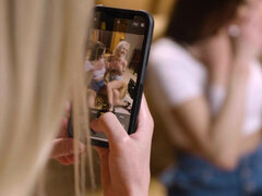 Blond, Sperma in gezicht, Vingeren, Vuisten, Sportzaal, Hd, Kut duiken, Trio