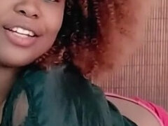 Testes gyönyörű hölgy, Fekete, Házi készítésű, Egyedül