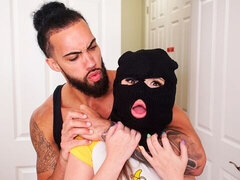 Grosser arsch, Grosser schwanz, Blasen, Hundestellung, Interrassisch, Natürlichen titten, Jungendliche (18+), Titten