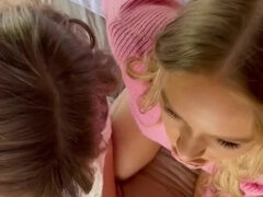 Amatør, Store bryster, Pik sutte, Pik, Komme på ansigtet, Lesbisk, Onani, Trekant