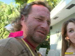 デカ尻, ビキニ, 女 人男 人, ラティーナ, レズビアン, アウトドア, タトゥー, 三人