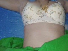 18 ans, Tante, Grosse bite, Première fois, Indienne, Chatte, Jarretelles, Adolescente