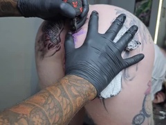 Amateur Blonde Teen Gets Her First Anal Tattoo Change - Homemade Brazilian Couple Twerking