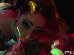 Brunett, Sperma shot, Dildo, Hardcore, Piercing, Pov, Tatuering, Leksaker