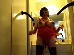 Peitos grandes, Boquete, Hermafrodita andrógina, Fumar, Tetas, Brinquedos