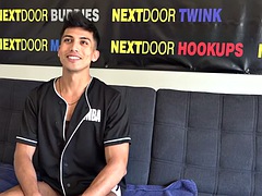 Handsome amateur stud jerks cock at casting in solo action