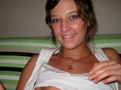 Leie, Grosser schwanz, Blasen, Braunhaarige, Hundestellung, Dürr, Jungendliche (18+), Titten