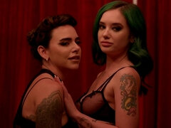 Bellesa films: A threesome with real orgasmic results for gia Paige, Quinton James and their tattooed girlfriends