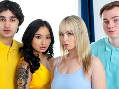 18 éves, Hatalmas hátsó, Monumentális dákó, Tekintélyes didik, Cumizás, Négyes, Vékony, Tini