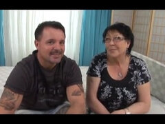 Velike joške, Fafanje, Busty, Lepe, Babica, Zrela, Muco, Joške