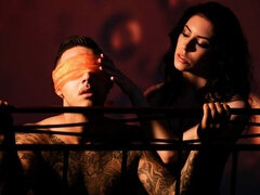 Velké péro, Kuřba, Brunetka, Přírodní prsa, Vyhublá, Teenka, Kozičky