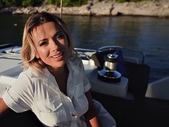 Babe, Blondinka, Dekle drka tiča, Hardcore, Milf, Zunaj, Prvoosebno snemanje seksa, Joške