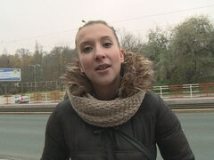 Rumpa, Avsugning, Brunett, Doggystyle, Handjobb, Utomhus, Tonåring, Voyeur