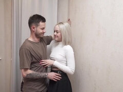 18 éves, Kisbaba, Tekintélyes didik, Fürdő ruha, Szőke, Ujjazás, Kézimunka, Harisnya