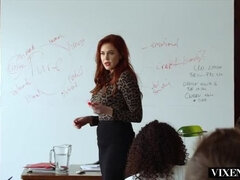 Gros seins, Sucer une bite, En levrette, Hd, Léchez, Mère que j'aimerais baiser, Rousse roux, Étudiant