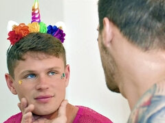 Experienced Twink Walks Muscle Hunk Through His First Pride Fest - Dylan Hayes, Ty Roderick - DisruptiveFilms