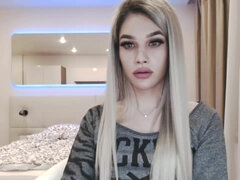 18 let, Amatéři, Kotě, Blondýna, Masturbace, Vyhublá