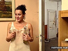 Boquete, Fetiche, Gang bang  sexo grupal suruba, Beijar, Mãe gostosa, Orgia, Gritar, Tatuagem