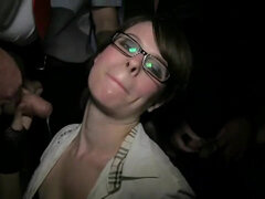 18, デカチン, フェラチオ, イギリス人, 乱交, アウトドア, 公共, ティーン