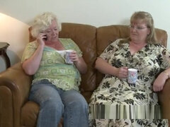 Belle grosse femme bgf, Sucer une bite, Classique, Lesbienne, Mature, Mamelons, Chatte, Épouse