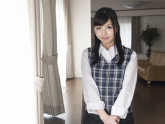 18 éves, Kisbaba, Hatalmas hátsó, Cumizás, Japán, Pornósztárok, Leborotvált, Tini