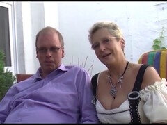 Leie, Grosser schwanz, Blasen, Paar, Spermaladung, Milf, Party, Muschi
