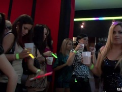 Kukk suging, Dansing, Raseblandet, Lesbisk, Orgie, Fest, Sateng, Swingers