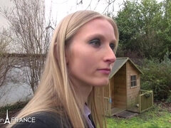 Gorgeous blonde with beautiful long hair gets banged by her gardener