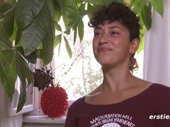 Любители, Брюнетки, Клитор, Дилдо, Волосатые, Мастурбация, Натуральные сиськи, Соло