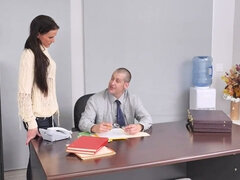 Velké péro, Brunetka, Stříkání spermatu, Dávení penisem, Hd, Dospělé, Milf žcbp, Teenka