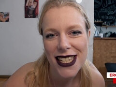 Diep in de keel, Duits, Hardcore, Natuurlijke tieten, Gezichtspunt, Kut duiken, Geschoren, Mager