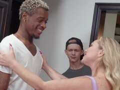 In den arsch, Grosser arsch, Grosser schwanz, Blasen, Hd, Interrassisch, Pornostars, Rau