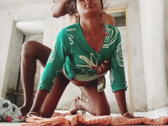 Desi Gaon's Hot Bengali Bhabhi Got in Naya Building Part 02