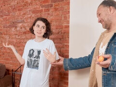 Pik sutte, Brunette, Hundestilling, Barberet, Mager, Teenager, Bryster