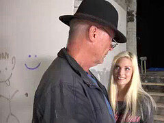 Πίπα, Χύσιμο, Γλείψιμο, Μουνί, Έφηβος