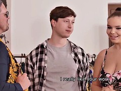 デカパイ, 茶髪の, ぽちゃ, 衣服着たままセックス, 毛深い, 下着, 淫乱熟女, オッパイの